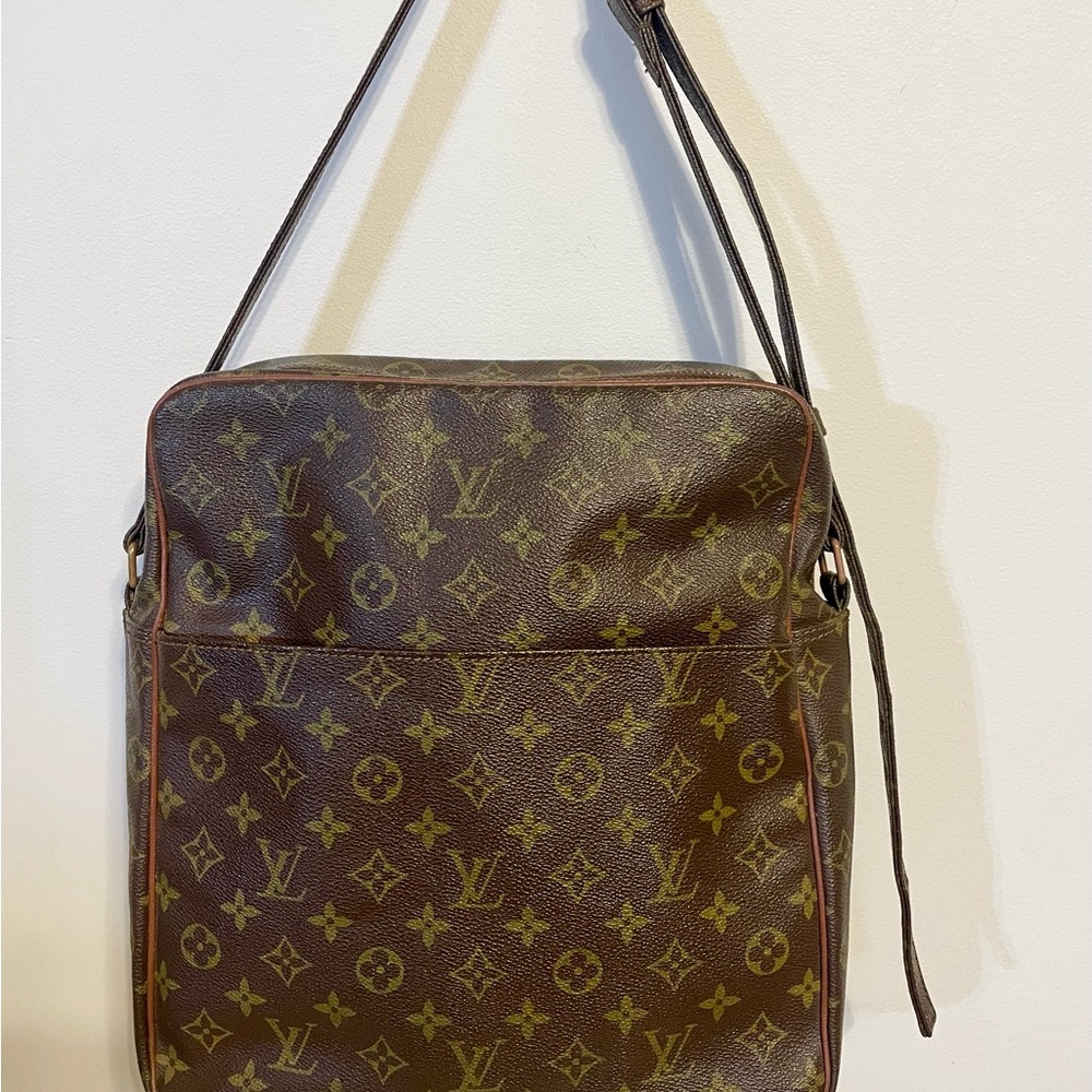 Louis Vuitton Vintage Monogram Messenger Bag